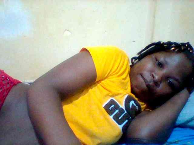 Cute-tashb webcam