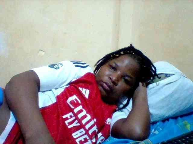 Cute-tashb webcam