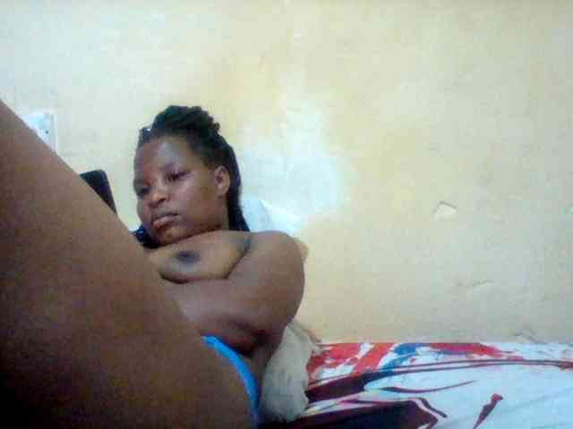 Cute-tashb webcam