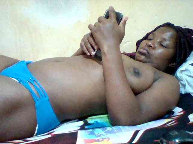 Cute-tashb webcam