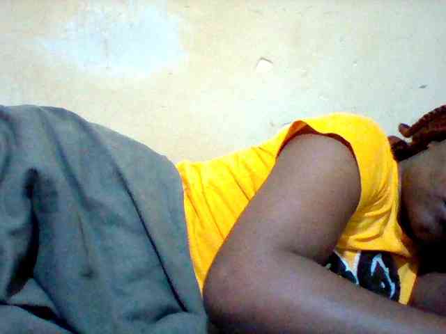 Cute-tashb webcam