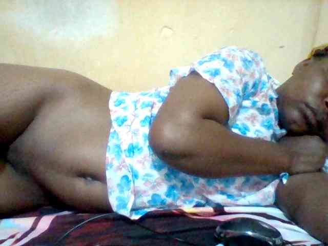 Cute-tashb webcam