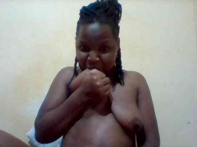 Cute-tashb webcam