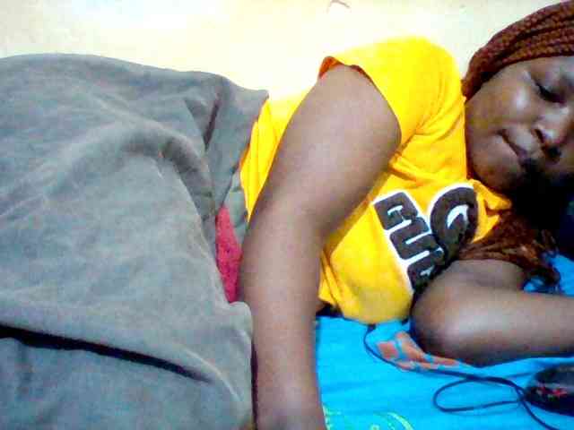 Cute-tashb webcam