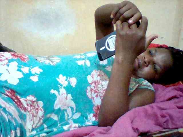 Cute-tashb webcam