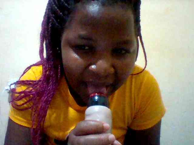 Cute-tashb webcam