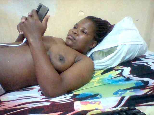 Cute-tashb webcam