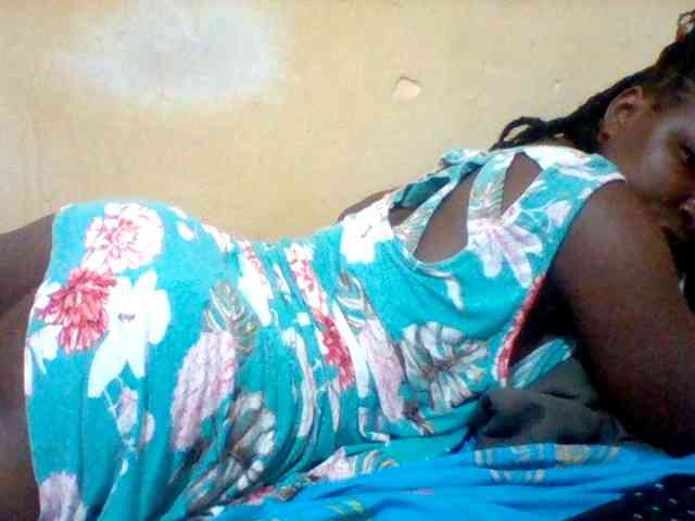 Cute-tashb webcam