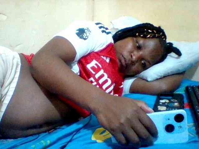 Cute-tashb webcam
