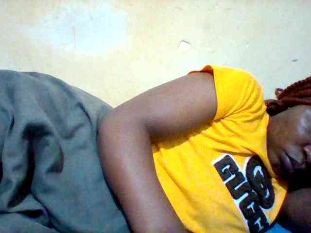 Cute-tashb webcam