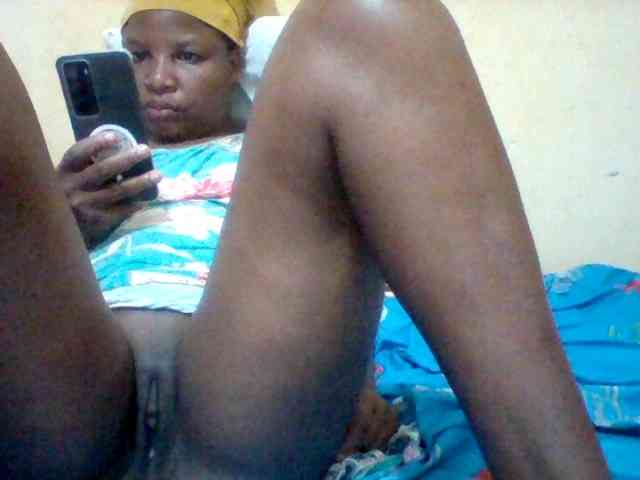 Cute-tashb webcam