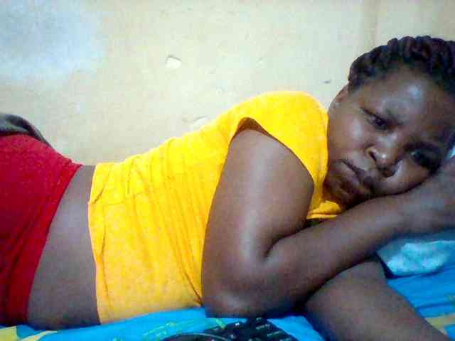 Cute-tashb webcam