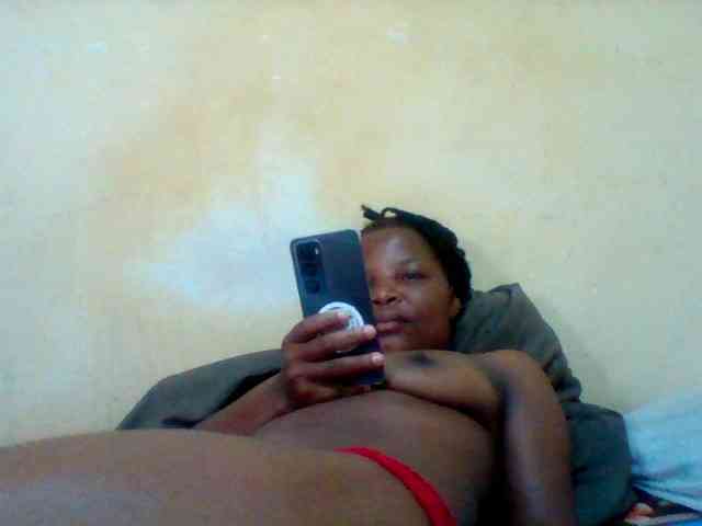 Cute-tashb webcam