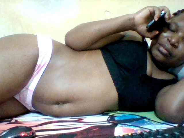 Cute-tashb webcam