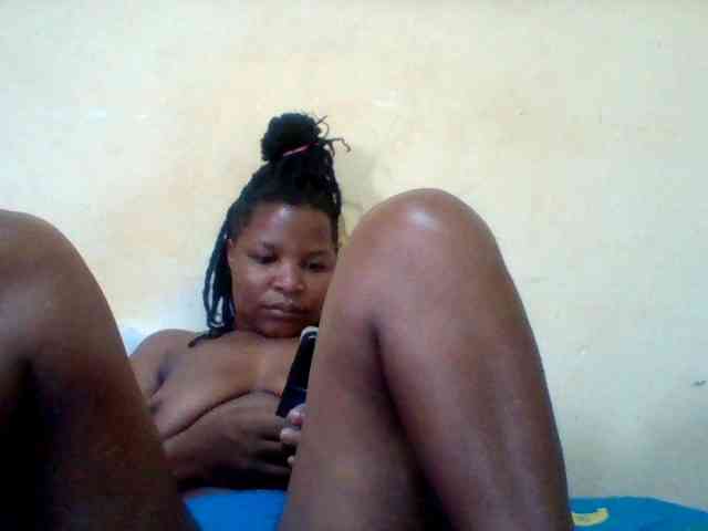Cute-tashb webcam