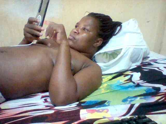 Cute-tashb webcam