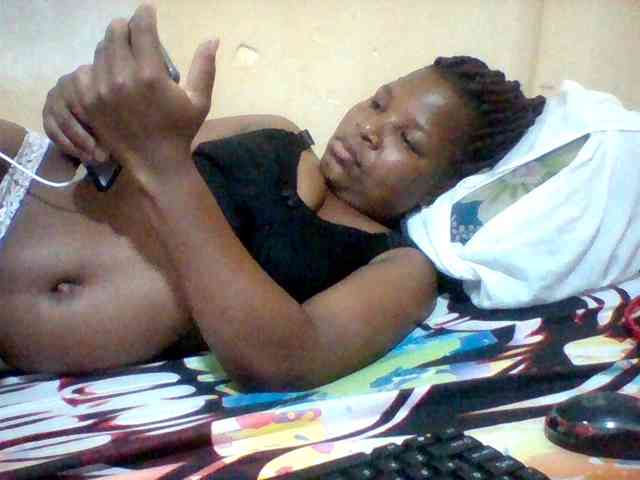 Cute-tashb webcam
