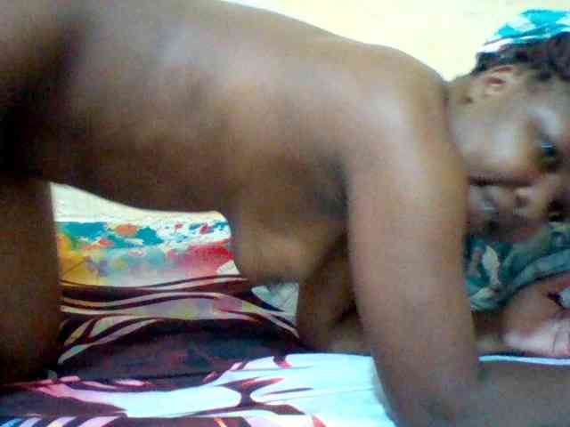 Cute-tashb webcam