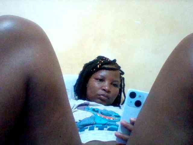 Cute-tashb webcam
