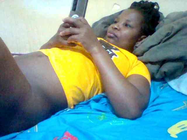 Cute-tashb webcam