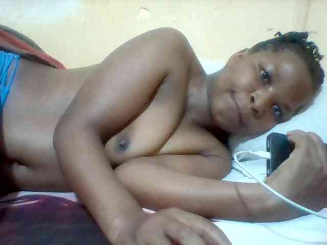 Cute-tashb webcam