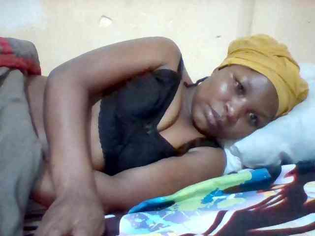 Cute-tashb webcam