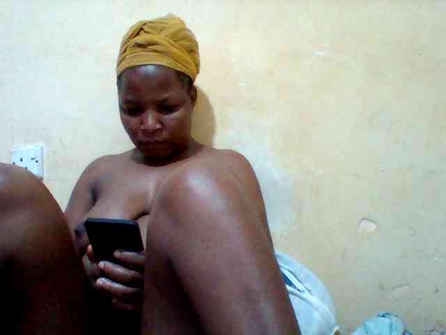 Cute-tashb webcam