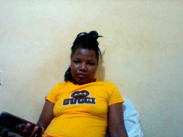 Cute-tashb webcam