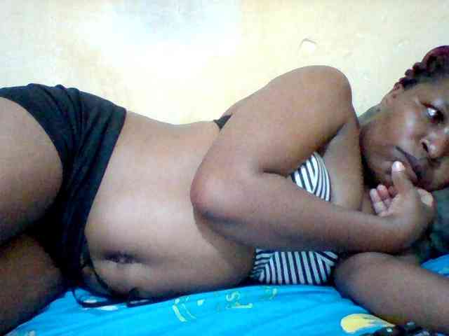 Cute-tashb webcam