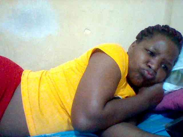 Cute-tashb webcam