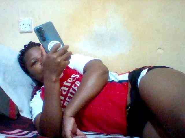 Cute-tashb webcam
