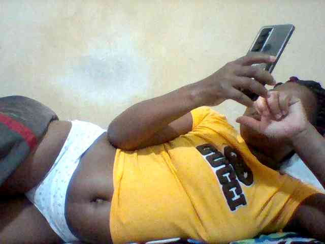Cute-tashb webcam