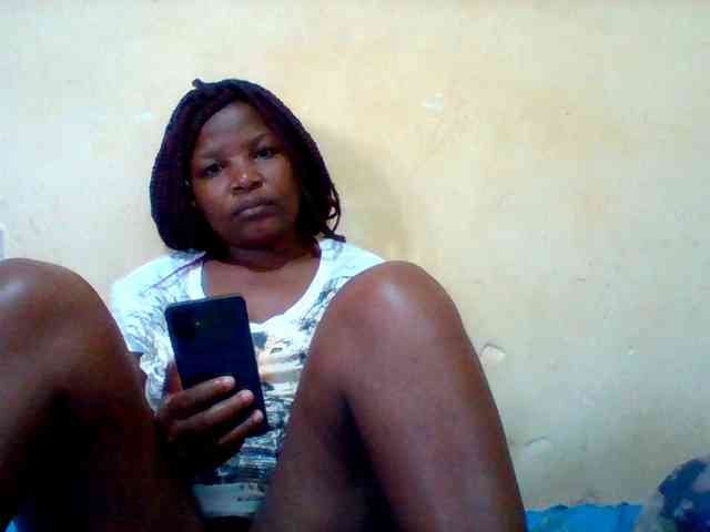 Cute-tashb webcam