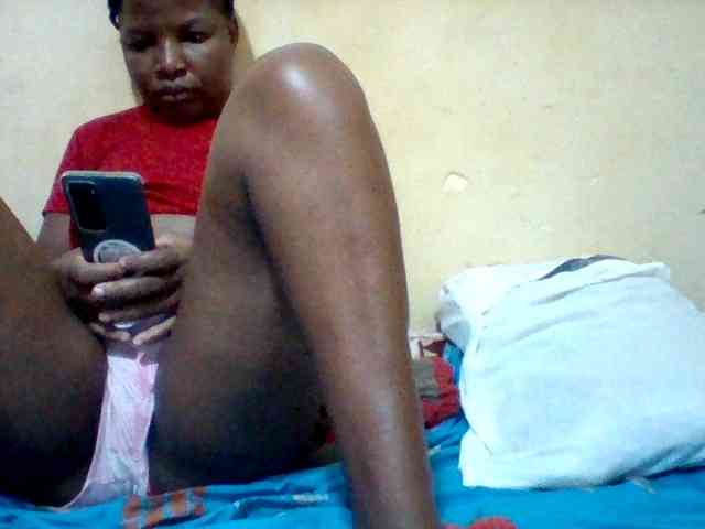 Cute-tashb webcam