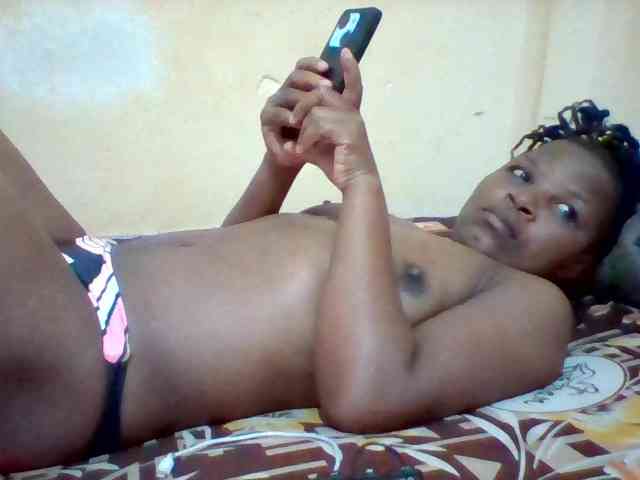 Cute-tashb webcam