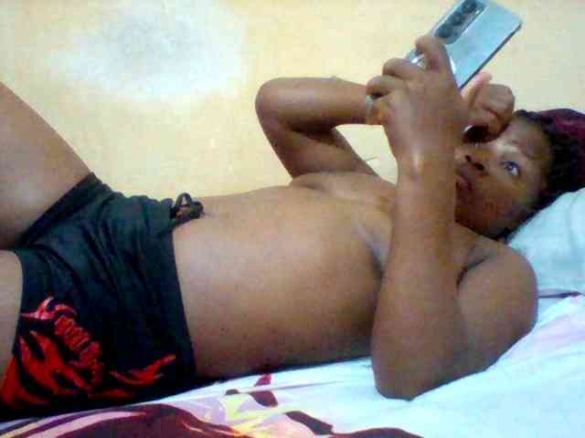 Cute-tashb webcam