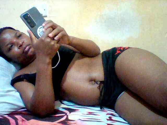 Cute-tashb webcam