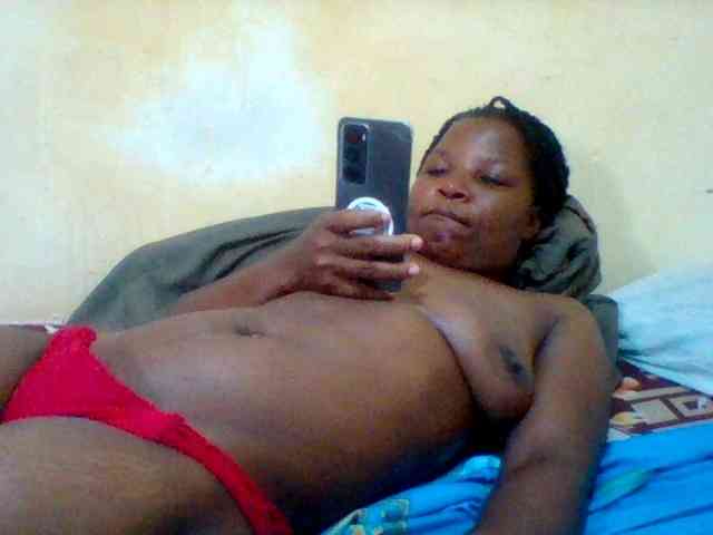 Cute-tashb webcam