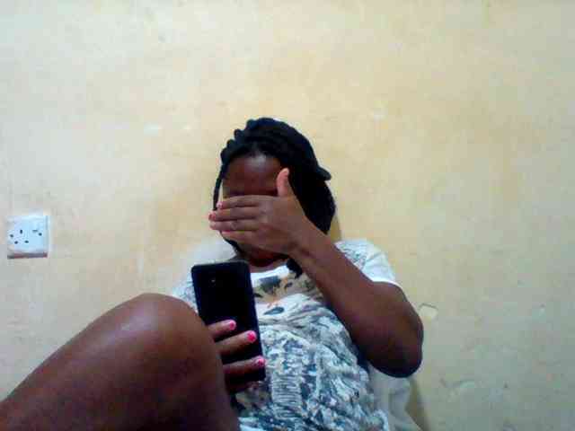 Cute-tashb webcam