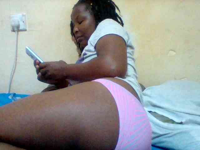 Cute-tashb webcam