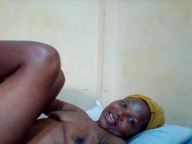 Cute-tashb webcam