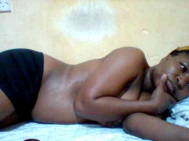 Cute-tashb webcam