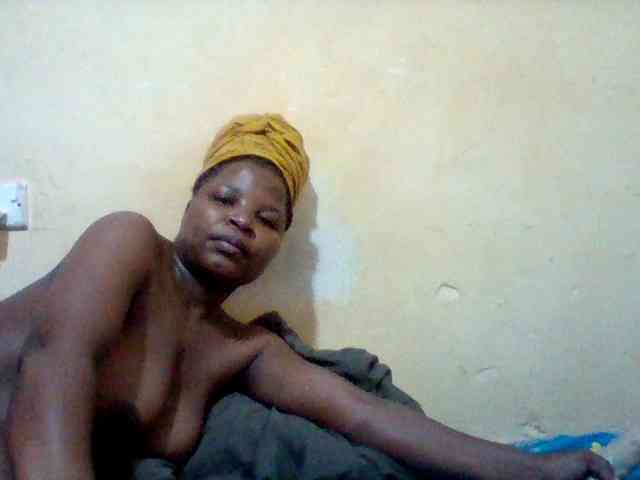 Cute-tashb webcam