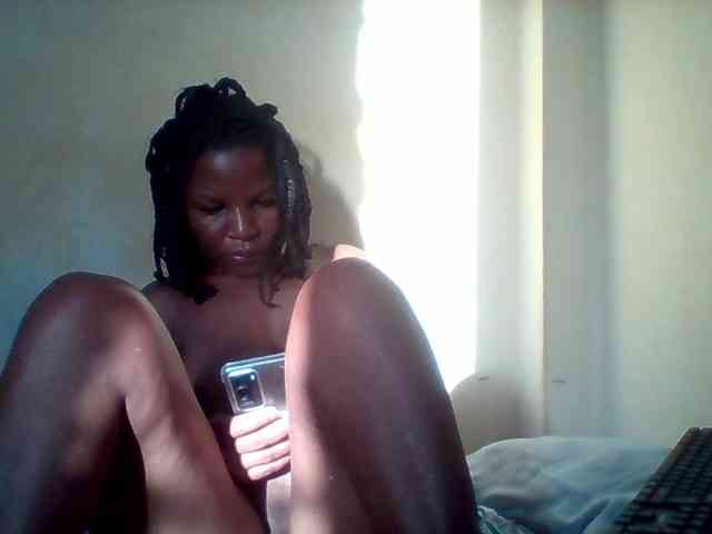 Cute-tashb webcam