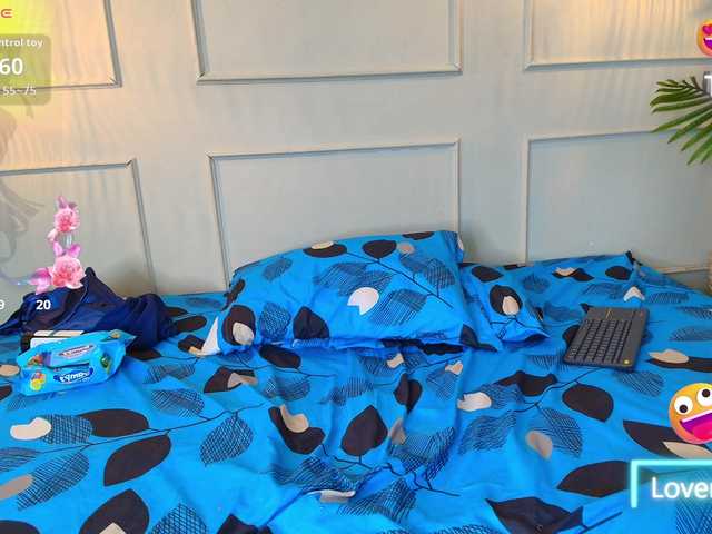 danibellsweet live cam on BongaCams