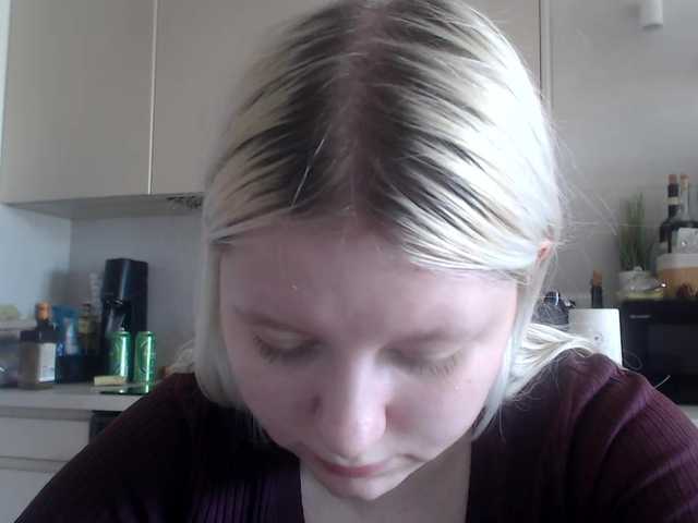 LenaHoney20 live cam on BongaCams