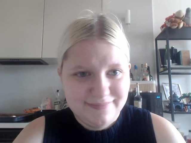 LenaHoney20 live cam on BongaCams