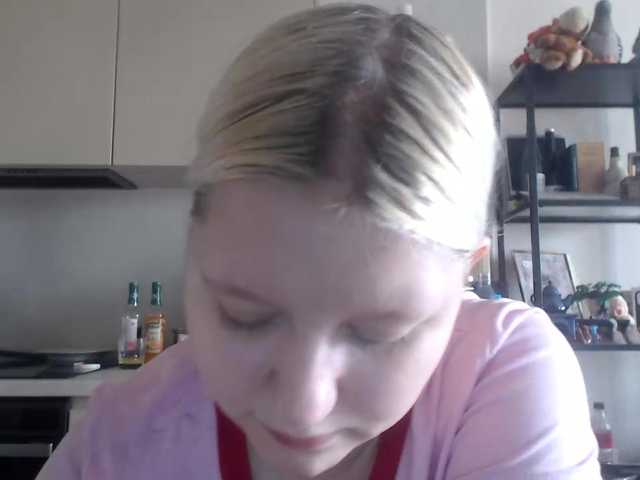 LenaHoney20 live cam on BongaCams