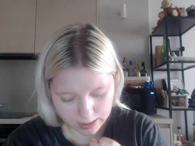 LenaHoney20 live cam on BongaCams