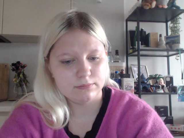 LenaHoney20 live cam on BongaCams